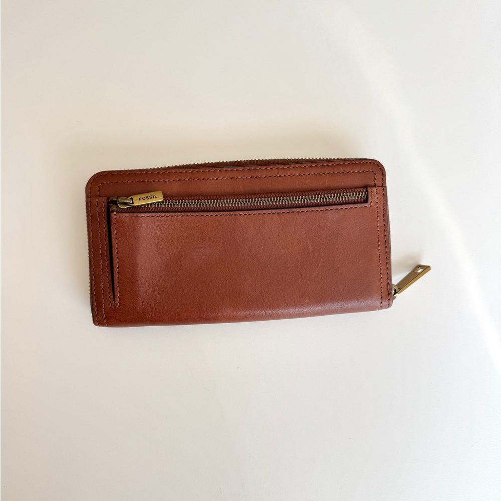 Fossil Emma Cognac Leather Wallet with Zipper